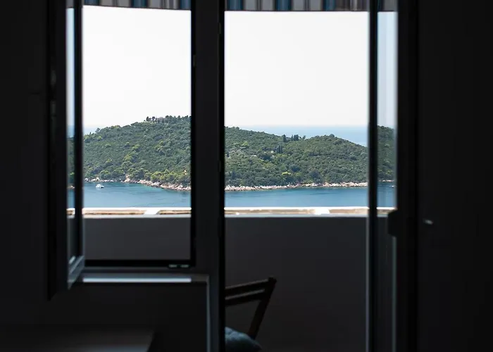 Lejlighed None Nada *